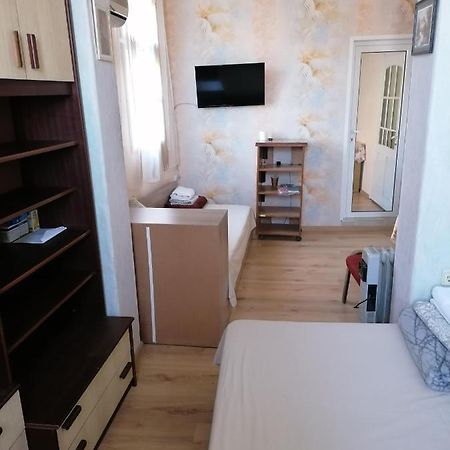Къща За Гости Оги Montana Ngoại thất bức ảnh